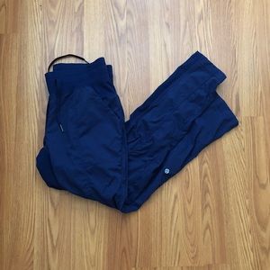 Lulu athletic pants